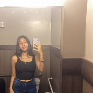 Meet your Posher, Mia